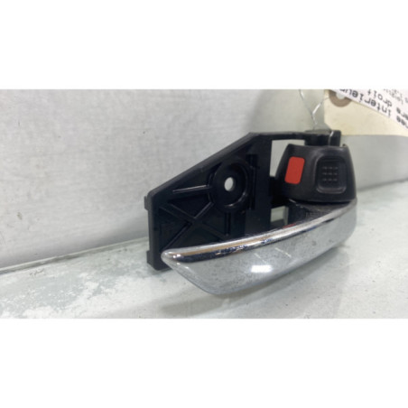 Poignee interieur arriere droit SUZUKI SWIFT 5