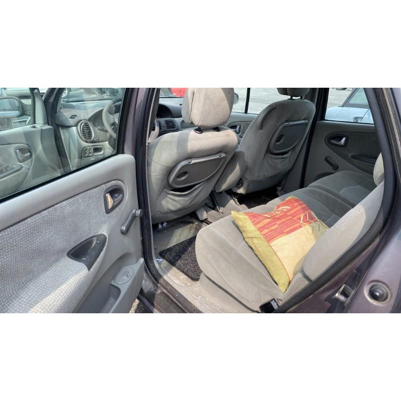Vase de lave glace RENAULT SCENIC 1 Photo n°10