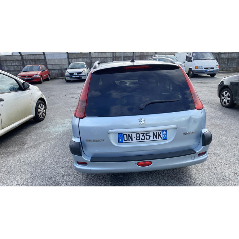 Vitre arriere droit PEUGEOT 206 Photo n°11