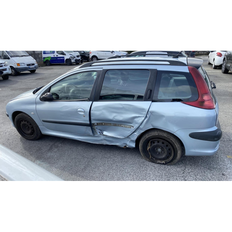 Vitre arriere droit PEUGEOT 206 Photo n°12
