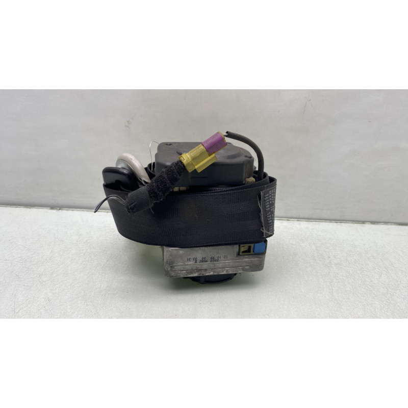 Pretensionneur de ceinture avant droit VOLKSWAGEN GOLF 4 Photo n°1