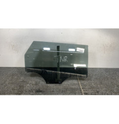 Vitre arriere droit PEUGEOT 5008 2 Photo n°1