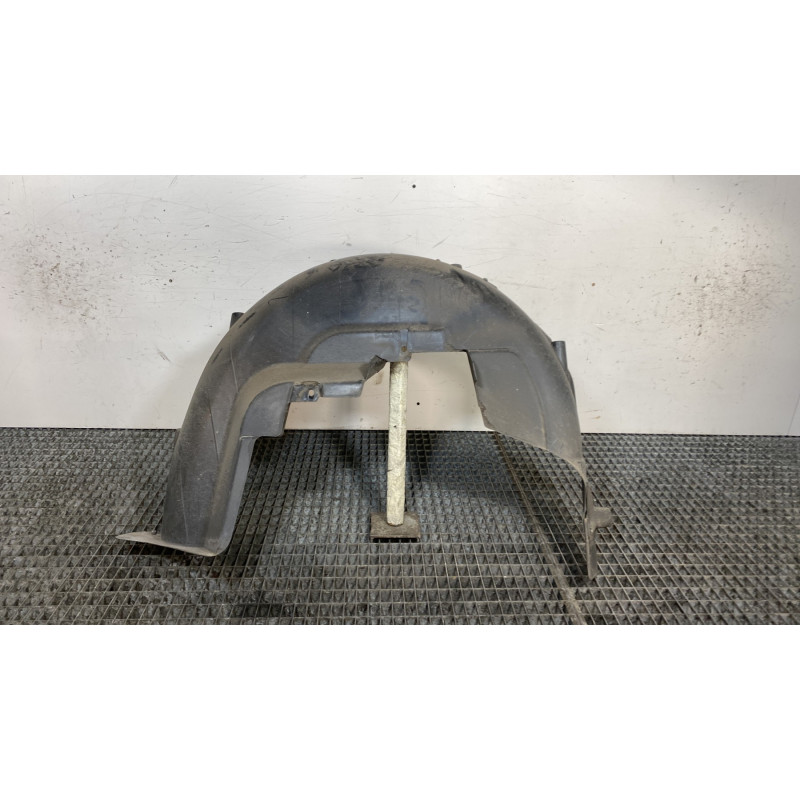 Pare boue arriere gauche PEUGEOT 5008 2 Photo n°2
