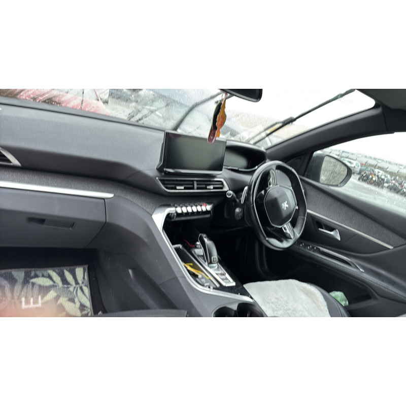 Pare boue arriere gauche PEUGEOT 5008 2 Photo n°18