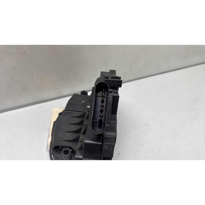 Serrure avant droit FORD FIESTA 6 Photo n°4