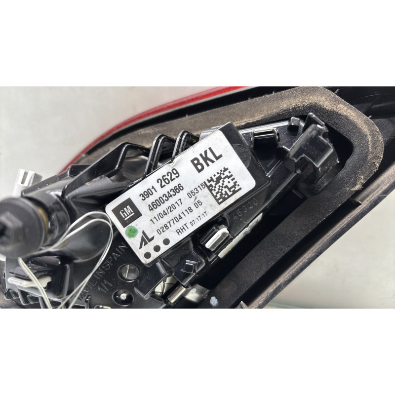 Feu arriere secondaire gauche (feux) OPEL CORSA E Photo n°7