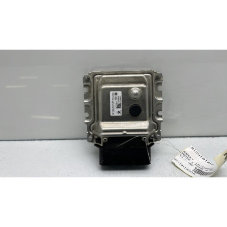 Calculateur RENAULT MASTER 3 Photo n°1