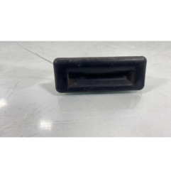 Bouton de coffre AUDI A1 1