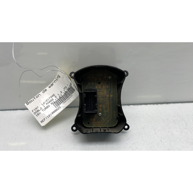 Bouton de warning FIAT DOBLO 1 Photo n°2