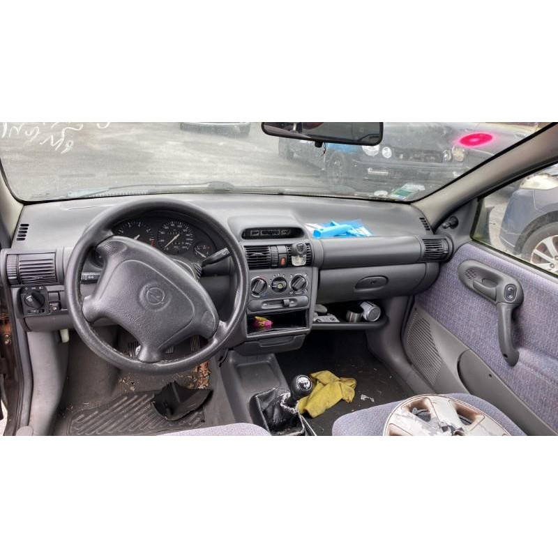 Aile avant gauche OPEL CORSA B Photo n°5