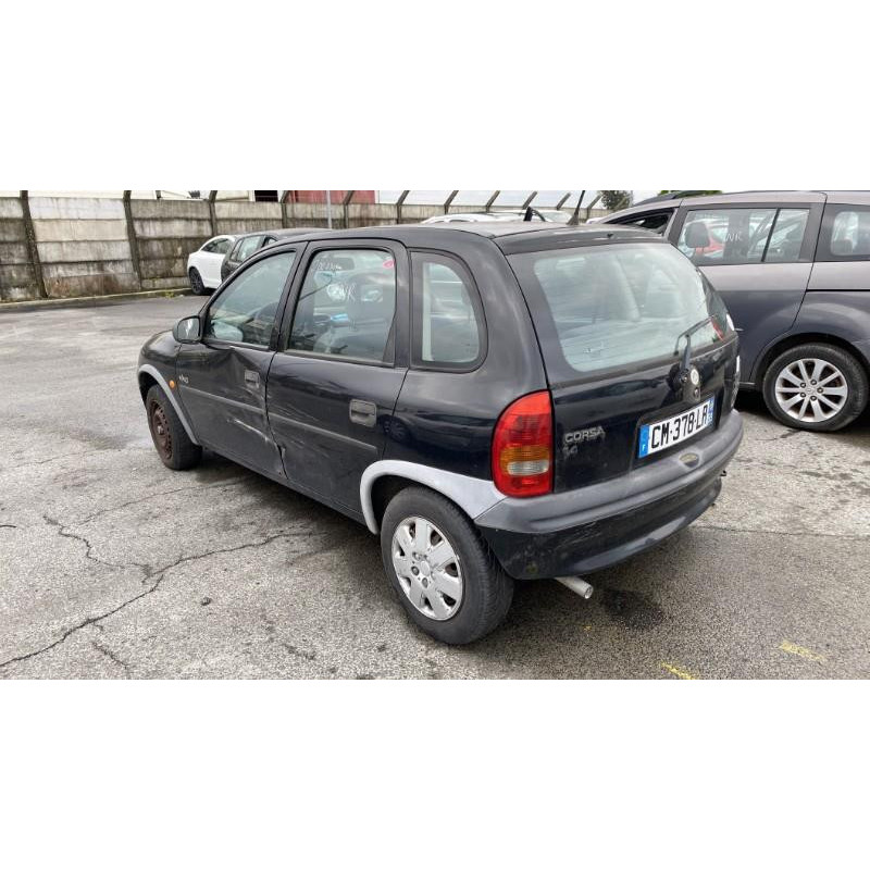 Aile avant gauche OPEL CORSA B Photo n°15