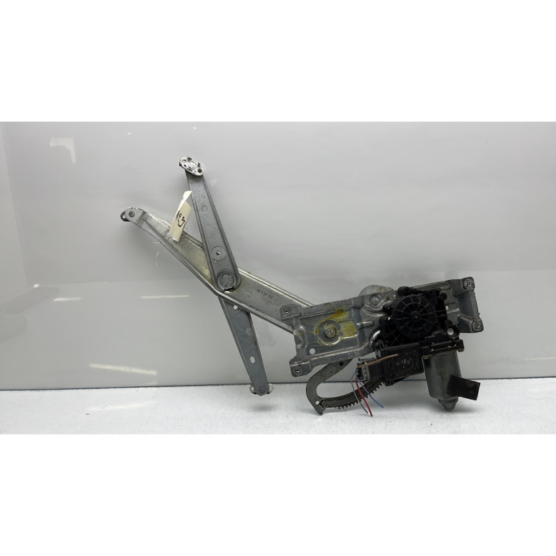 Leve vitre electrique avant gauche OPEL CORSA B Photo n°1