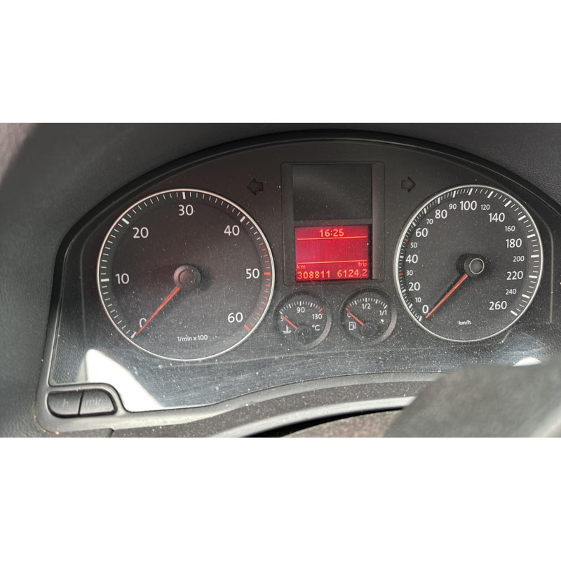 Eclairage de plafonnier VOLKSWAGEN GOLF 5 Photo n°4