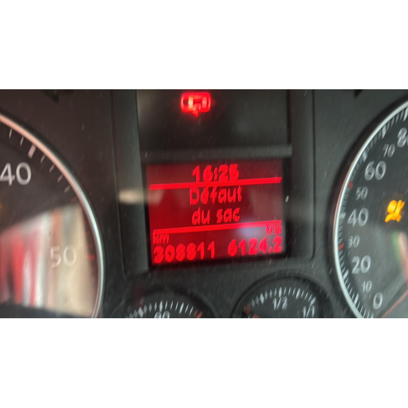 Eclairage de plafonnier VOLKSWAGEN GOLF 5 Photo n°8