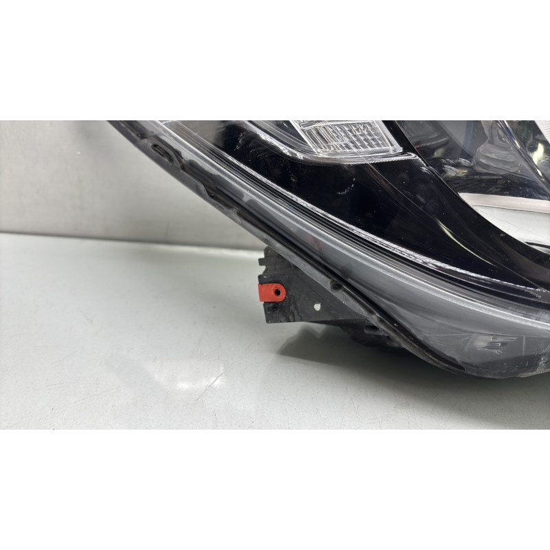 Optique avant principal droit (feux)(phare) OPEL MERIVA B Photo n°2