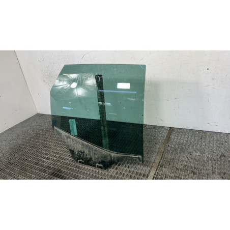 Vitre arriere droit OPEL MERIVA B
