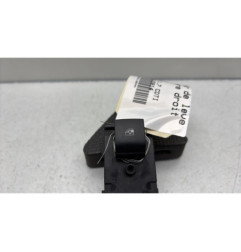 Interrupteur de leve vitre arriere droit OPEL MERIVA B