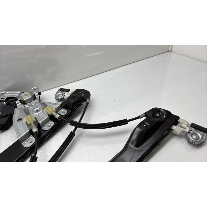 Leve vitre electrique avant droit OPEL MERIVA B Photo n°3