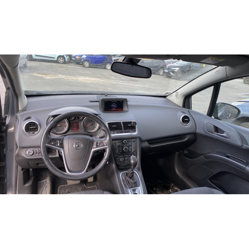 Pare boue arriere gauche OPEL MERIVA B Photo n°12