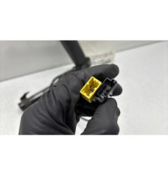 Pretensionneur de ceinture avant droit OPEL MERIVA B