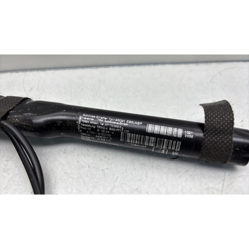 Pretensionneur de ceinture avant gauche OPEL MERIVA B Photo n°5
