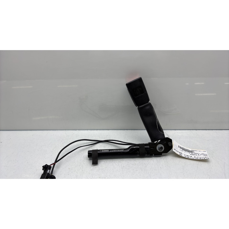 Pretensionneur de ceinture avant gauche OPEL MERIVA B Photo n°6