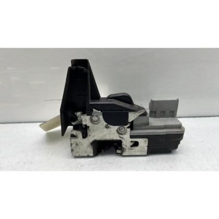 Serrure avant droit PEUGEOT 307