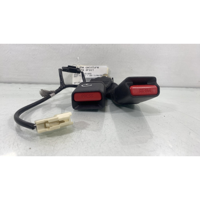 Attache ceinture arriere droit SUZUKI SWIFT 5 Photo n°2