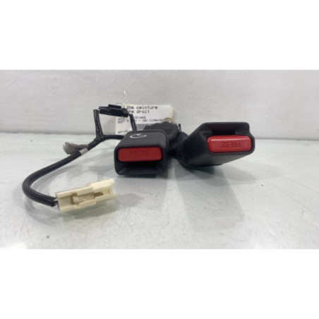 Attache ceinture arriere droit SUZUKI SWIFT 5