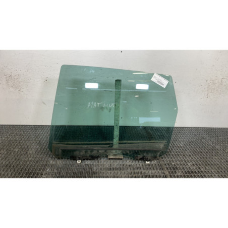 Vitre arriere gauche RENAULT SCENIC 3 Photo n°1
