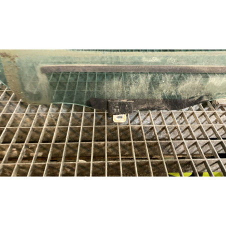 Vitre arriere gauche RENAULT SCENIC 3
