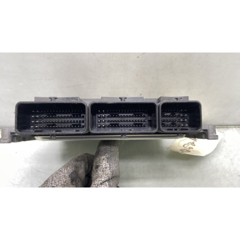 Calculateur moteur RENAULT SCENIC 3 Photo n°3