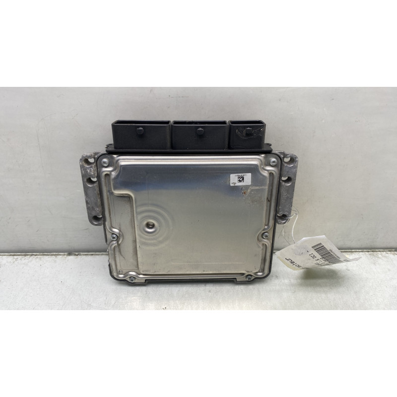 Calculateur moteur RENAULT SCENIC 3 Photo n°4