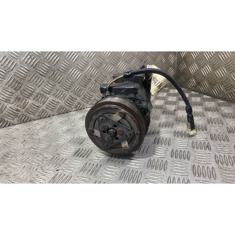 Compresseur clim PEUGEOT 206 Photo n°5