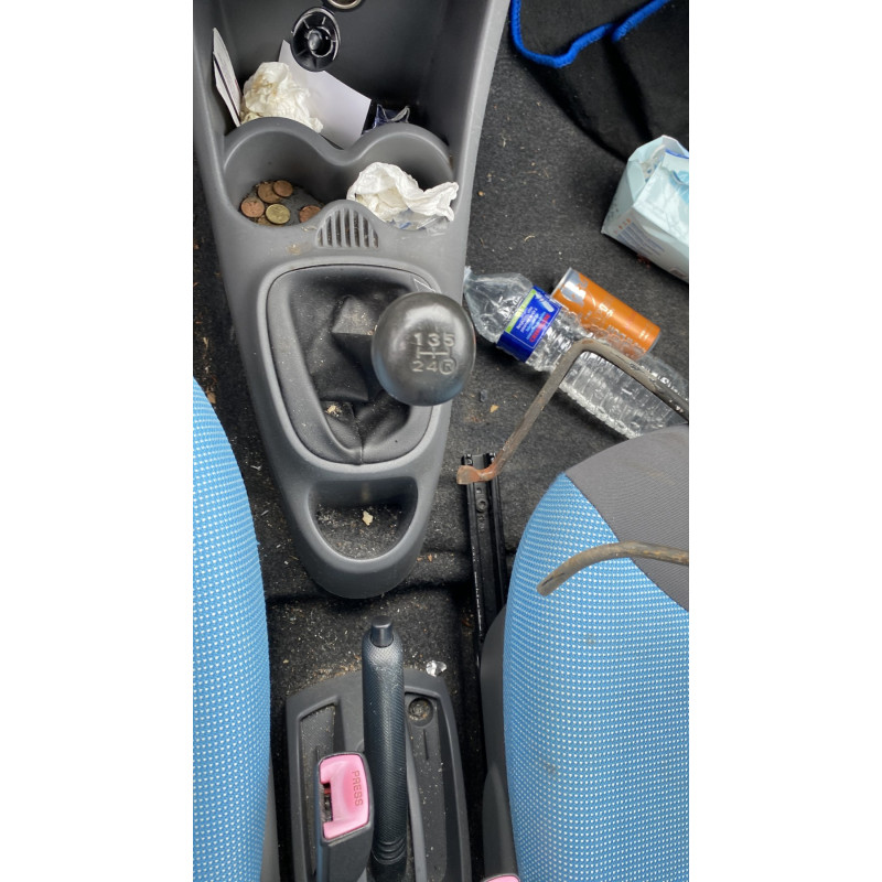 Pretensionneur de ceinture avant droit PEUGEOT 107 Photo n°19