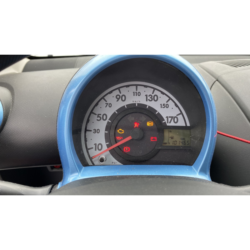 Pretensionneur de ceinture avant gauche PEUGEOT 107 Photo n°20