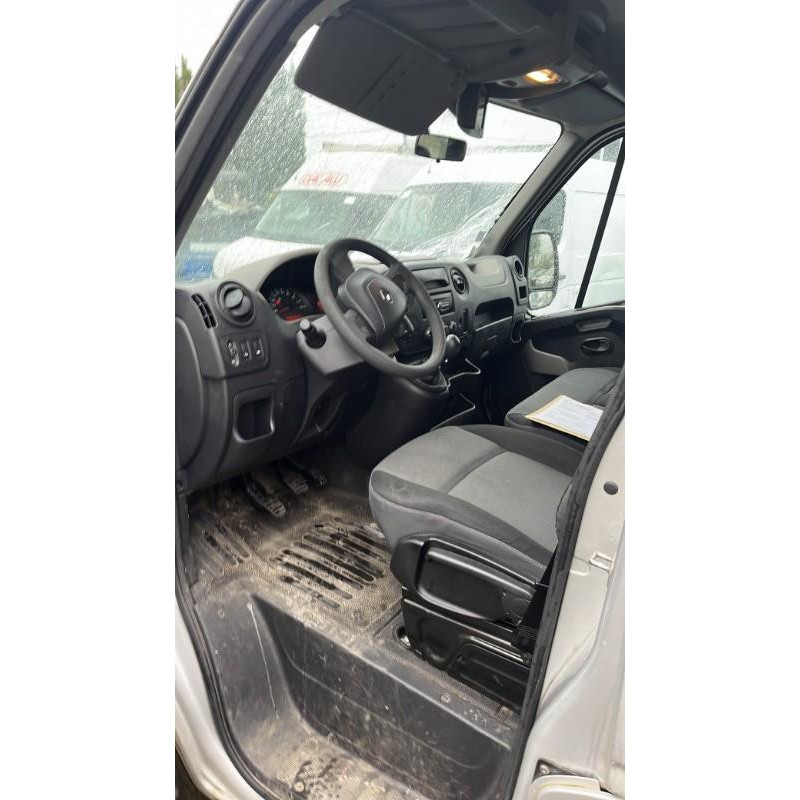 Ecran GPS RENAULT MASTER 3 Photo n°20