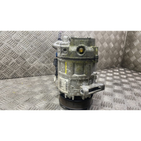 Compresseur clim RENAULT MASTER 3 Photo n°1