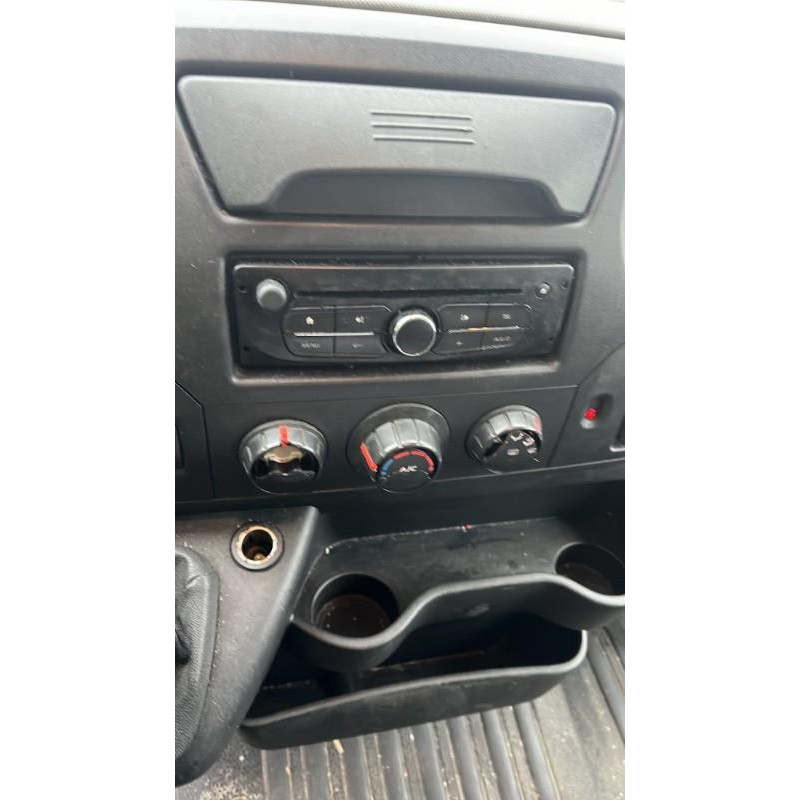 Compresseur clim RENAULT MASTER 3 Photo n°11