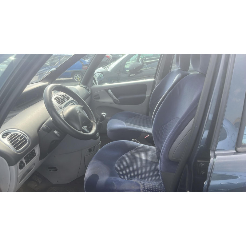 Porte avant droit CITROEN XSARA PICASSO Photo n°15