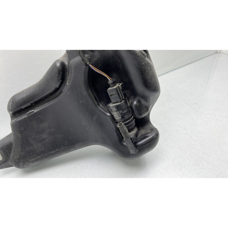 Vase de lave glace MERCEDES CLASSE C 204 Photo n°3