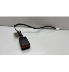 Attache ceinture avant droit HYUNDAI I 20 2