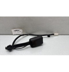 Attache ceinture avant gauche HYUNDAI I 20 2 Photo n°1