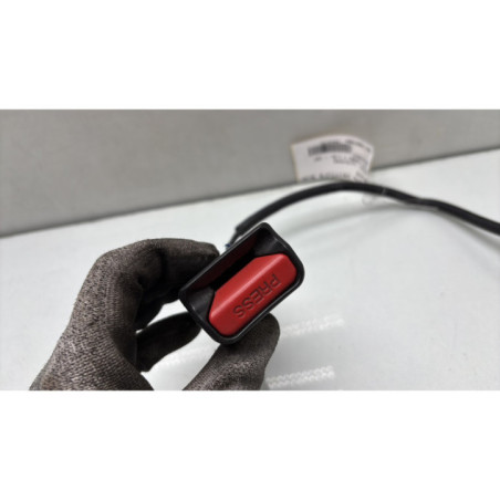 Attache ceinture avant gauche HYUNDAI I 20 2