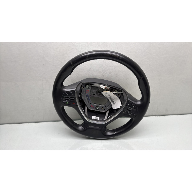Volant HYUNDAI I 20 2 Photo n°1