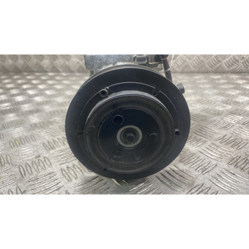 Compresseur clim HYUNDAI I 20 2 Photo n°3