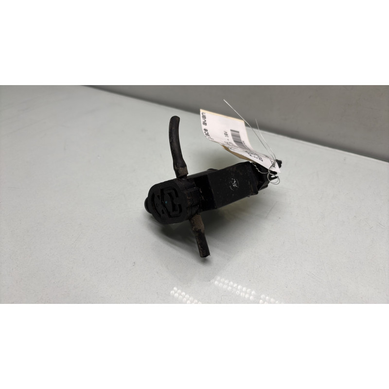 Pompe lave glace avant HYUNDAI I 20 2 Photo n°1