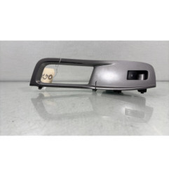 Interrupteur de leve vitre avant droit CHEVROLET ORLANDO Photo n°1