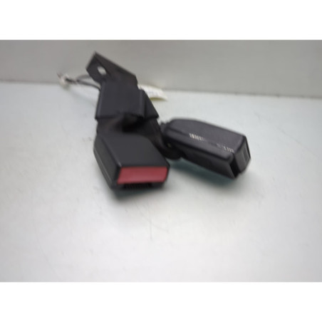 Attache ceinture arriere droit NISSAN QASHQAI 1 Photo n°1