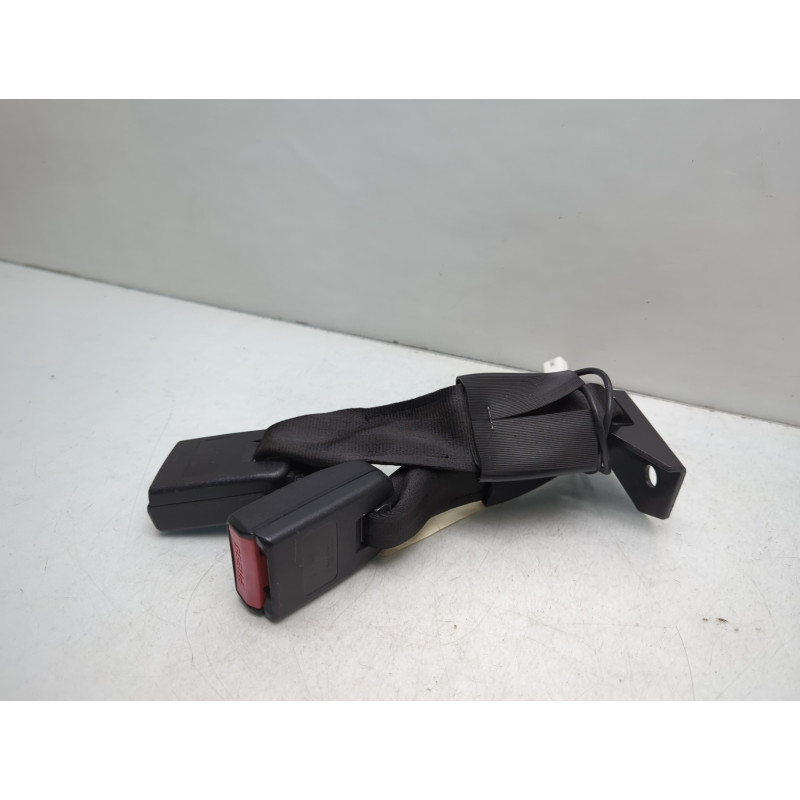 Attache ceinture arriere gauche NISSAN QASHQAI 1 Photo n°4